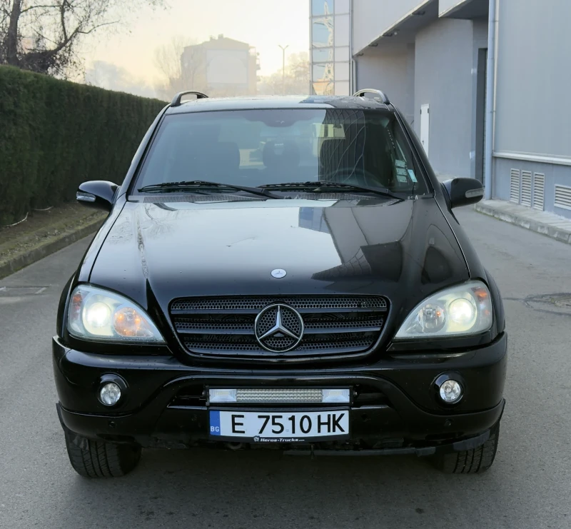 Mercedes-Benz ML 350 Газ инжекцион, снимка 3 - Автомобили и джипове - 52858337