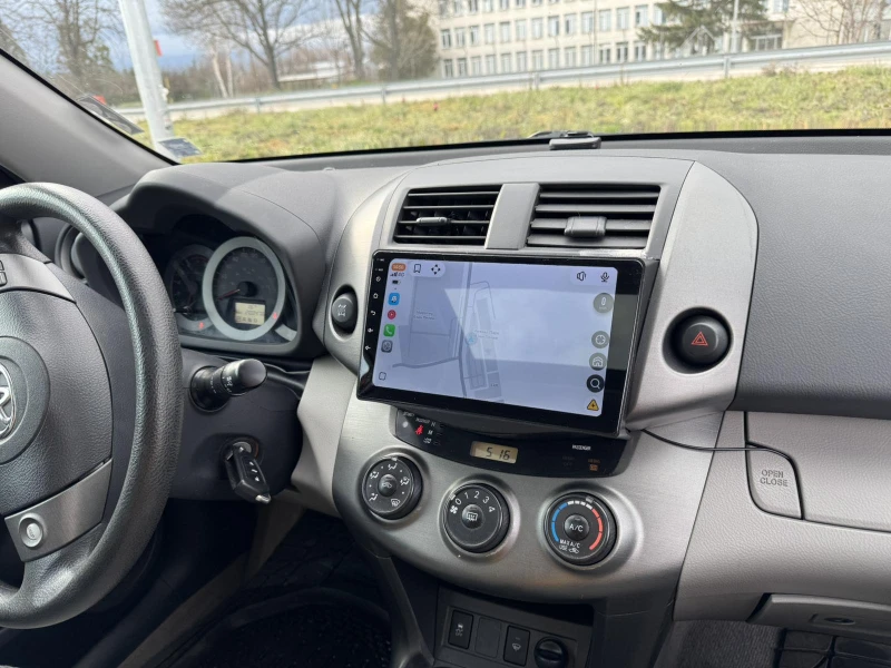 Toyota Rav4 2.5 180hp 4x4 Automatic, снимка 13 - Автомобили и джипове - 53009098