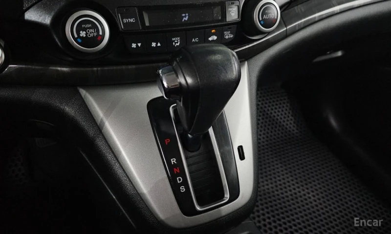 Honda Cr-v, снимка 9 - Автомобили и джипове - 53245107