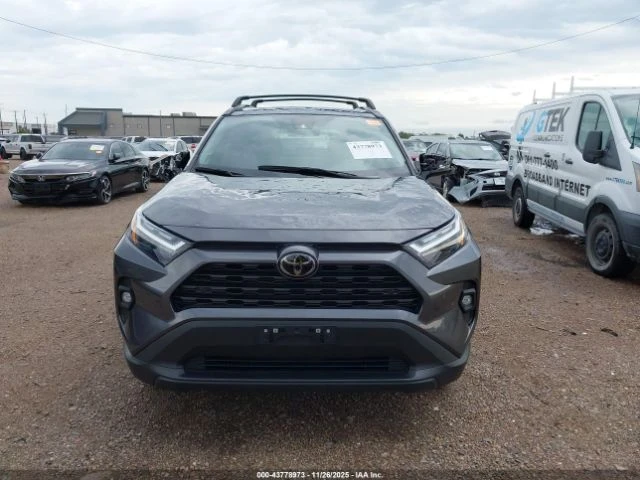 Toyota Rav4 XLE PREMIUM - изображение 2