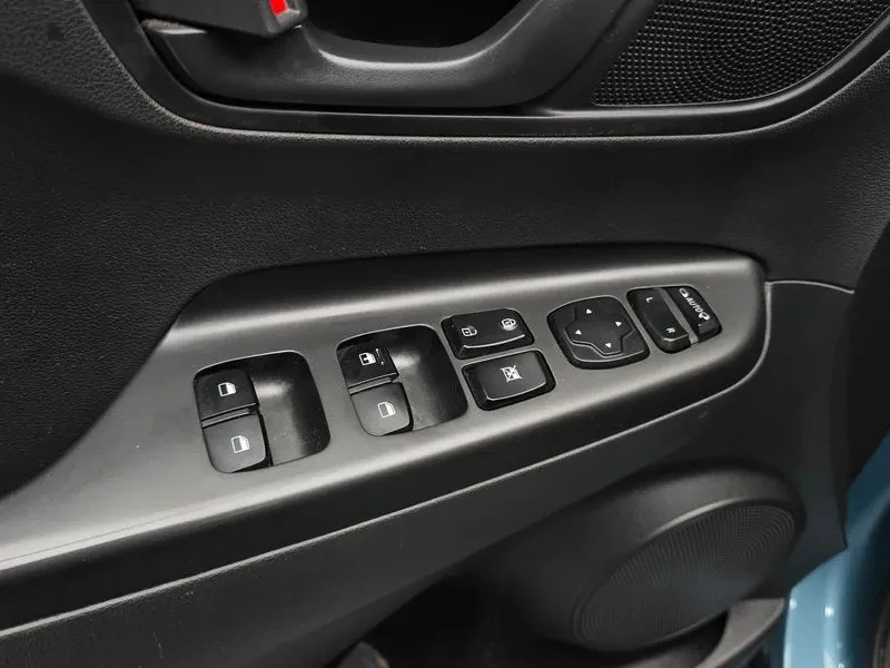 Hyundai Kona 1.6, снимка 16 - Автомобили и джипове - 54639973
