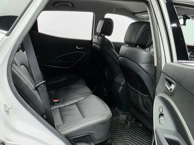 Hyundai Santa fe 2.0T 2WD , снимка 11 - Автомобили и джипове - 56354508