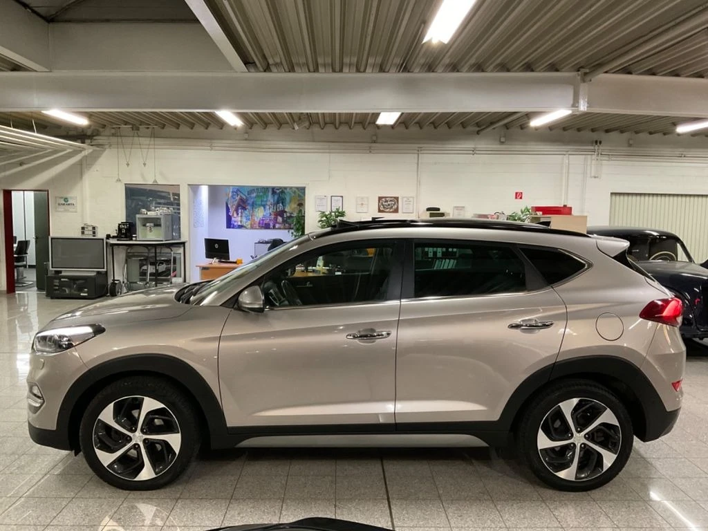 Hyundai Tucson На части 2.0CRDI 4WD  - изображение 5