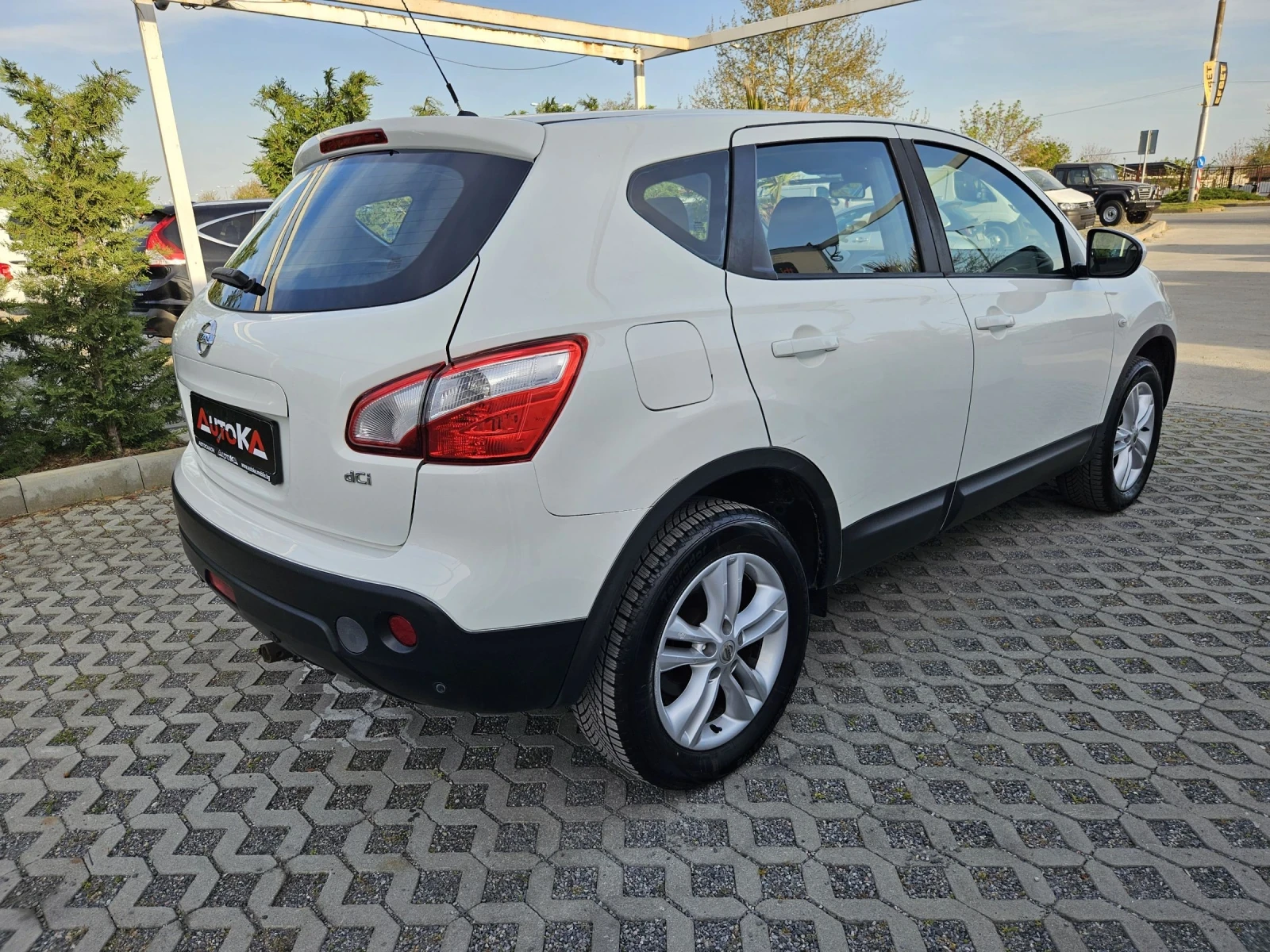 Nissan Qashqai 2.0DCI-150кс= АВТОМАТ= 4х4= FACE= АВТОПИЛОТ - изображение 3