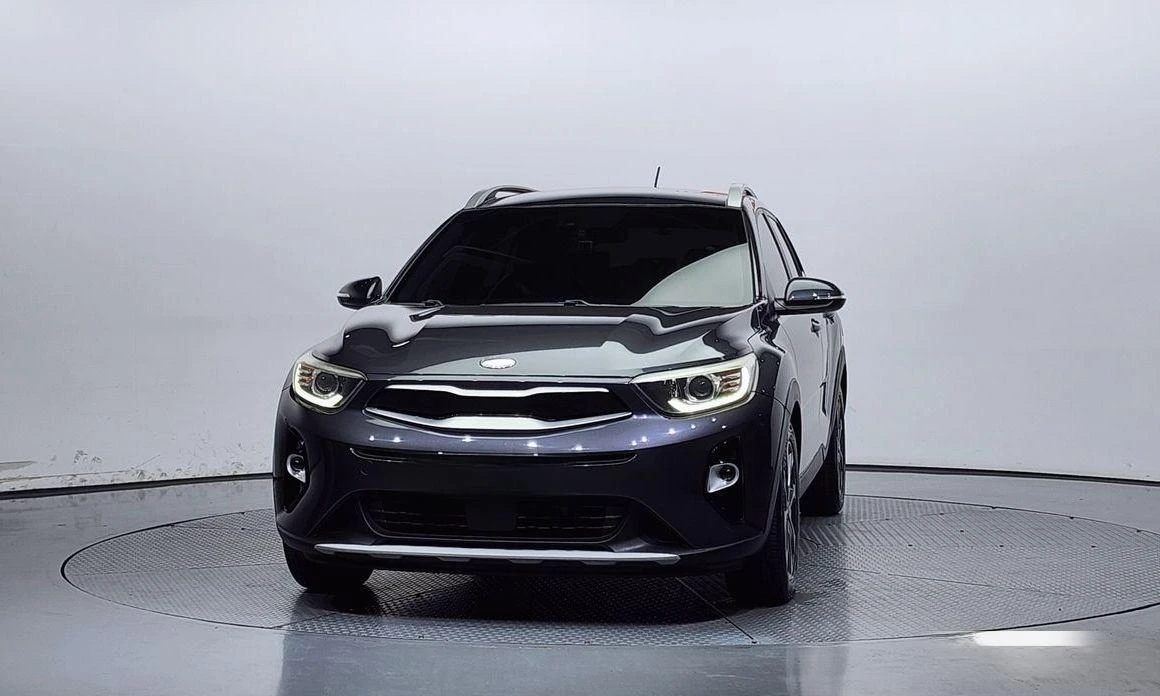 Kia Stonic Diesel 1.6 Prestige * НАЙ-ДОБРА ЦЕНА В БЪЛГАРИЯ*  - изображение 3