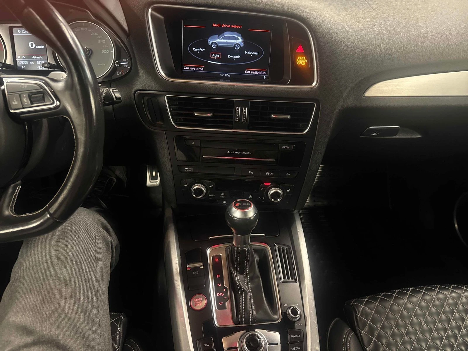 Audi SQ5 CARFAX АВТО КРЕДИТ  - изображение 8