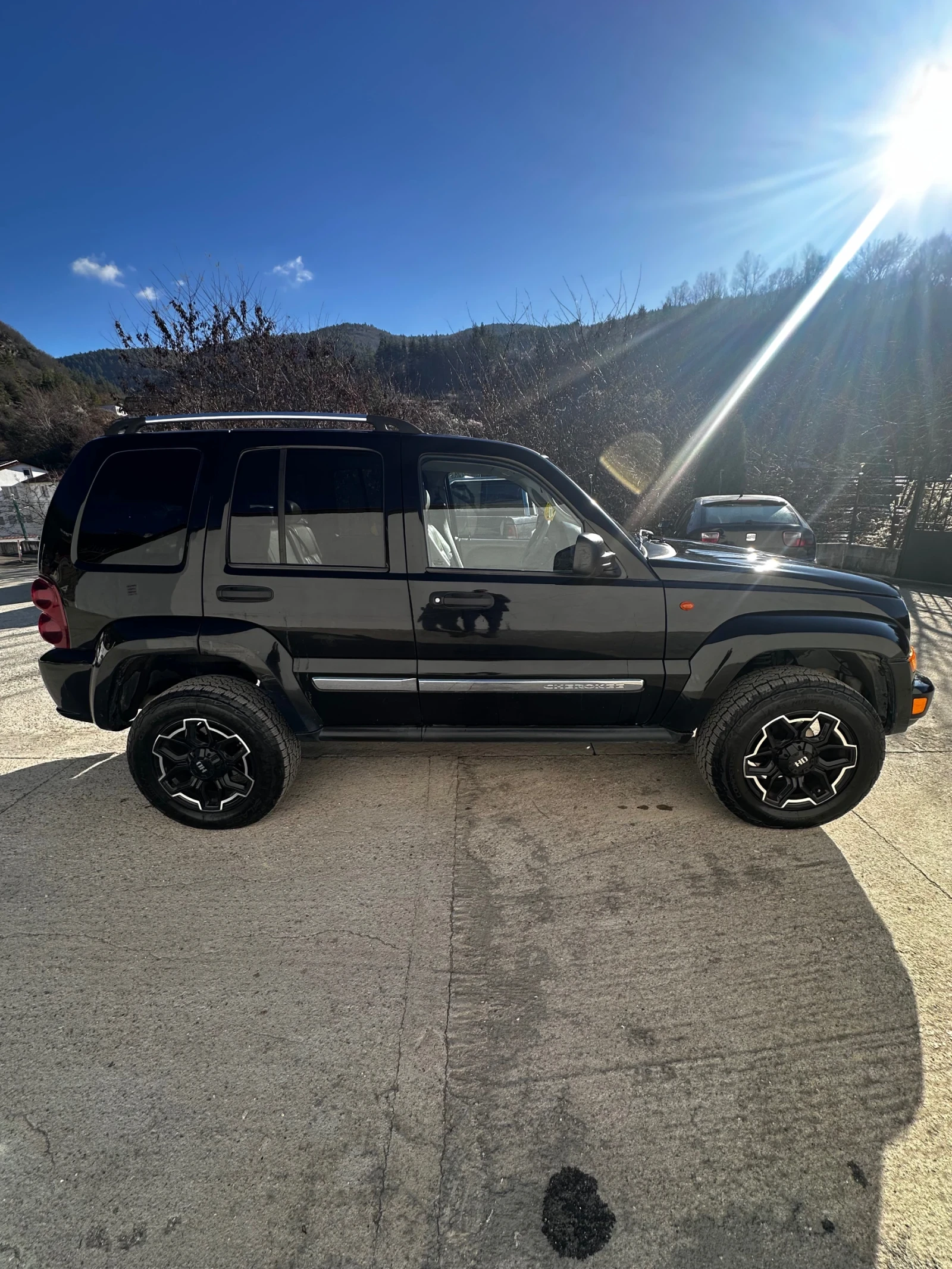 Jeep Cherokee | Mobile.bg � ����������� 4