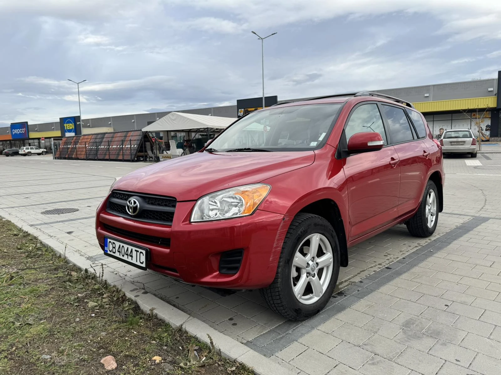 Toyota Rav4 2.5 180hp 4x4 Automatic - изображение 8