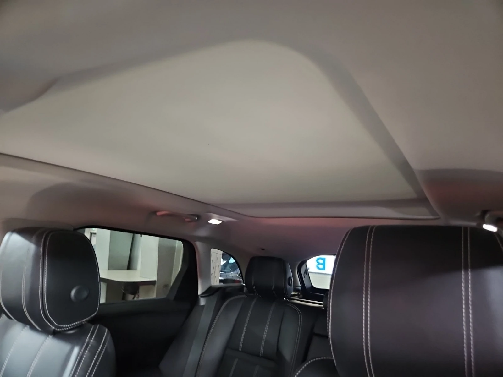 Land Rover Range Rover Velar * * CARFAX * * АВТО КРЕДИТ * *  - изображение 8