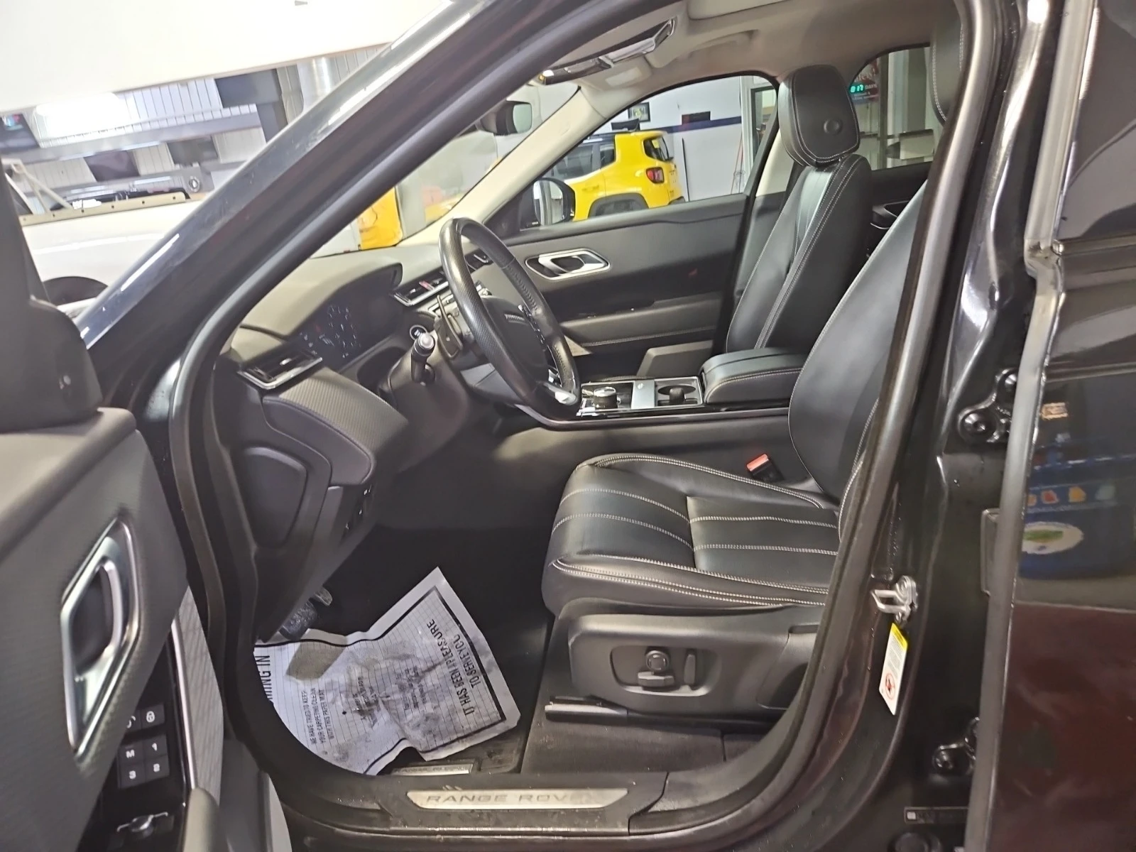 Land Rover Range Rover Velar * * CARFAX * * АВТО КРЕДИТ * *  - изображение 10