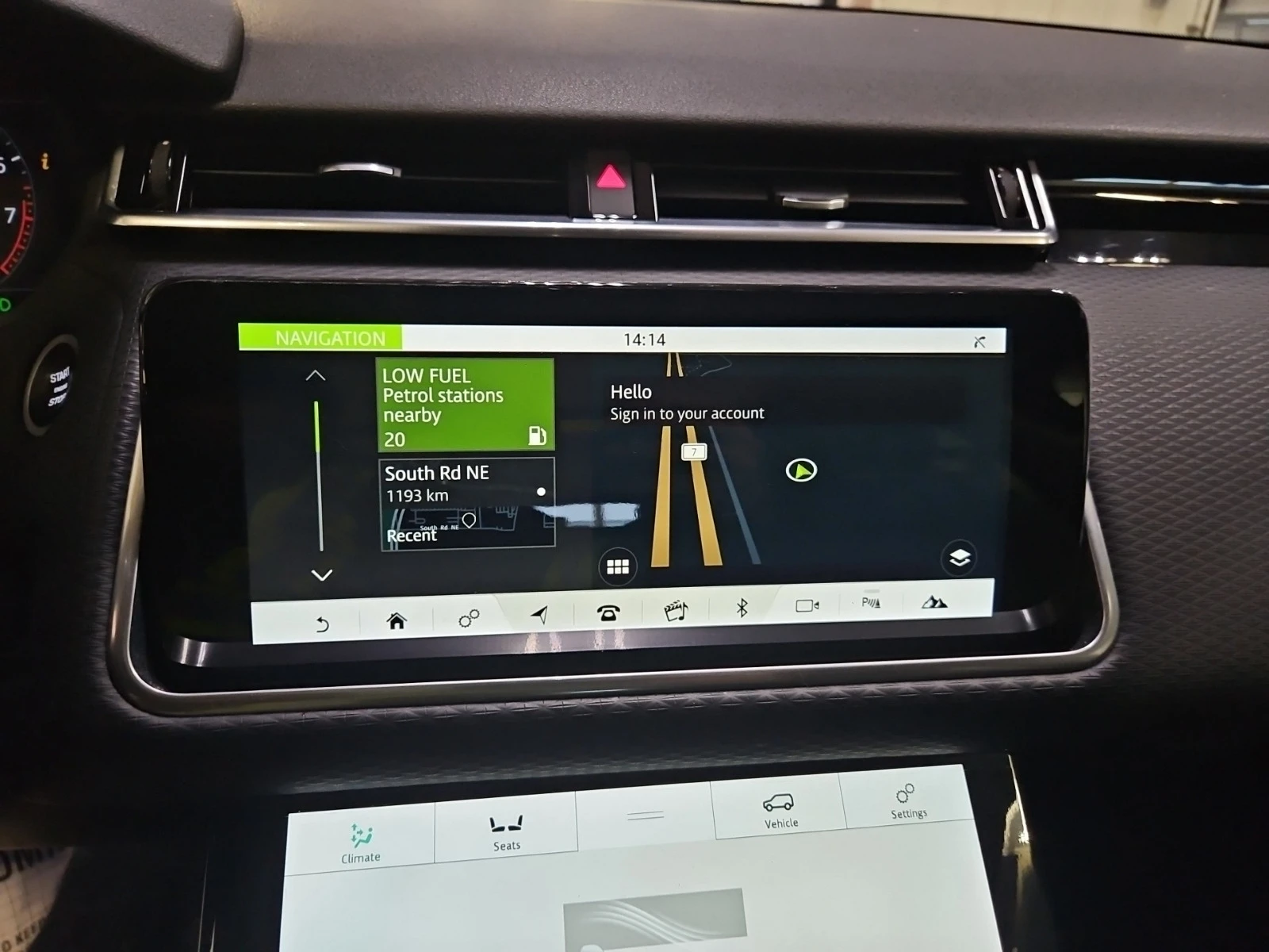 Land Rover Range Rover Velar * * CARFAX * * АВТО КРЕДИТ * *  - изображение 9