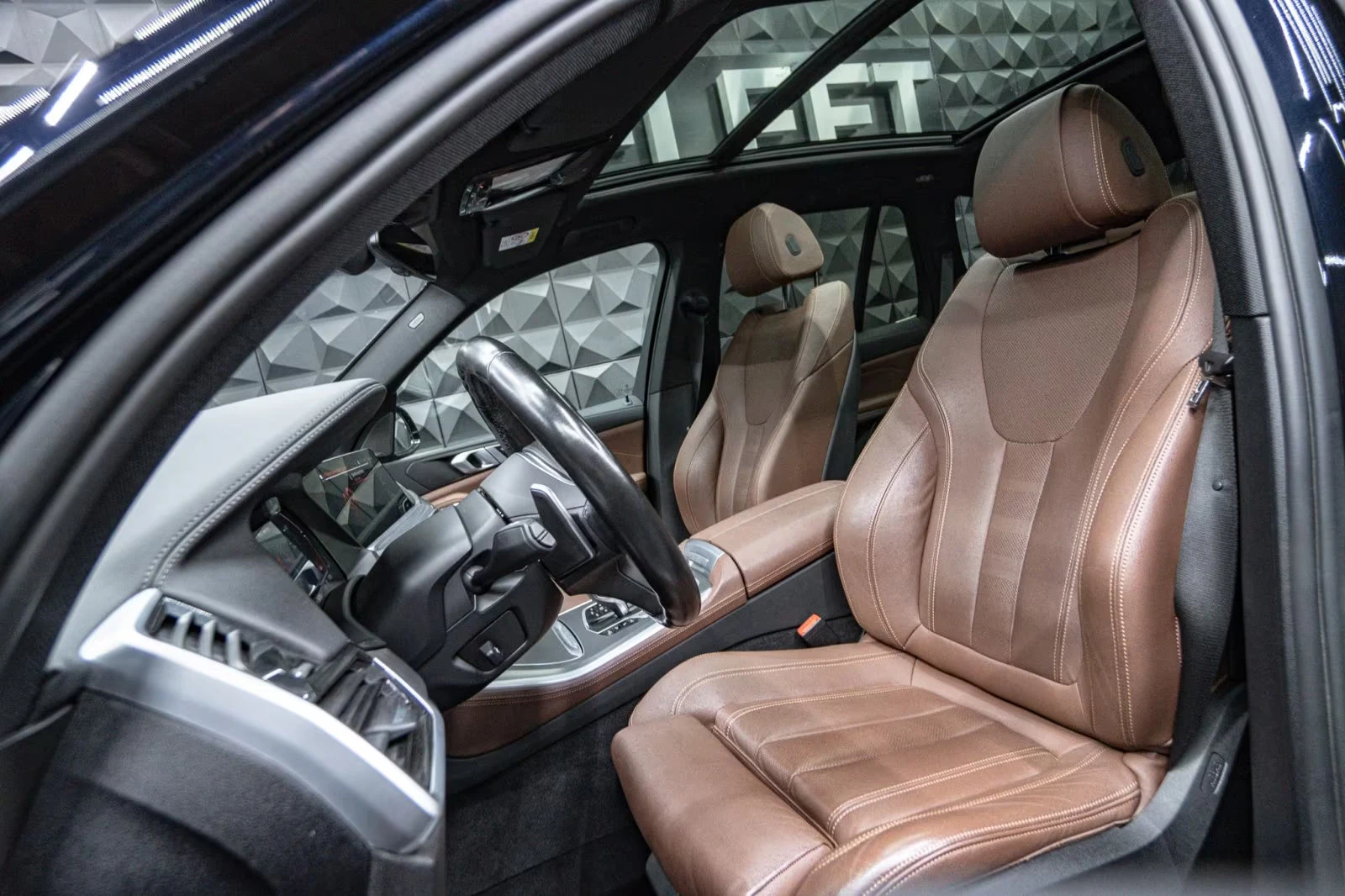 BMW X5 M50i/530HP/PANO/LASER/360/H&K/KLESS/ACC/416z | Mobile.bg � ����������� 10