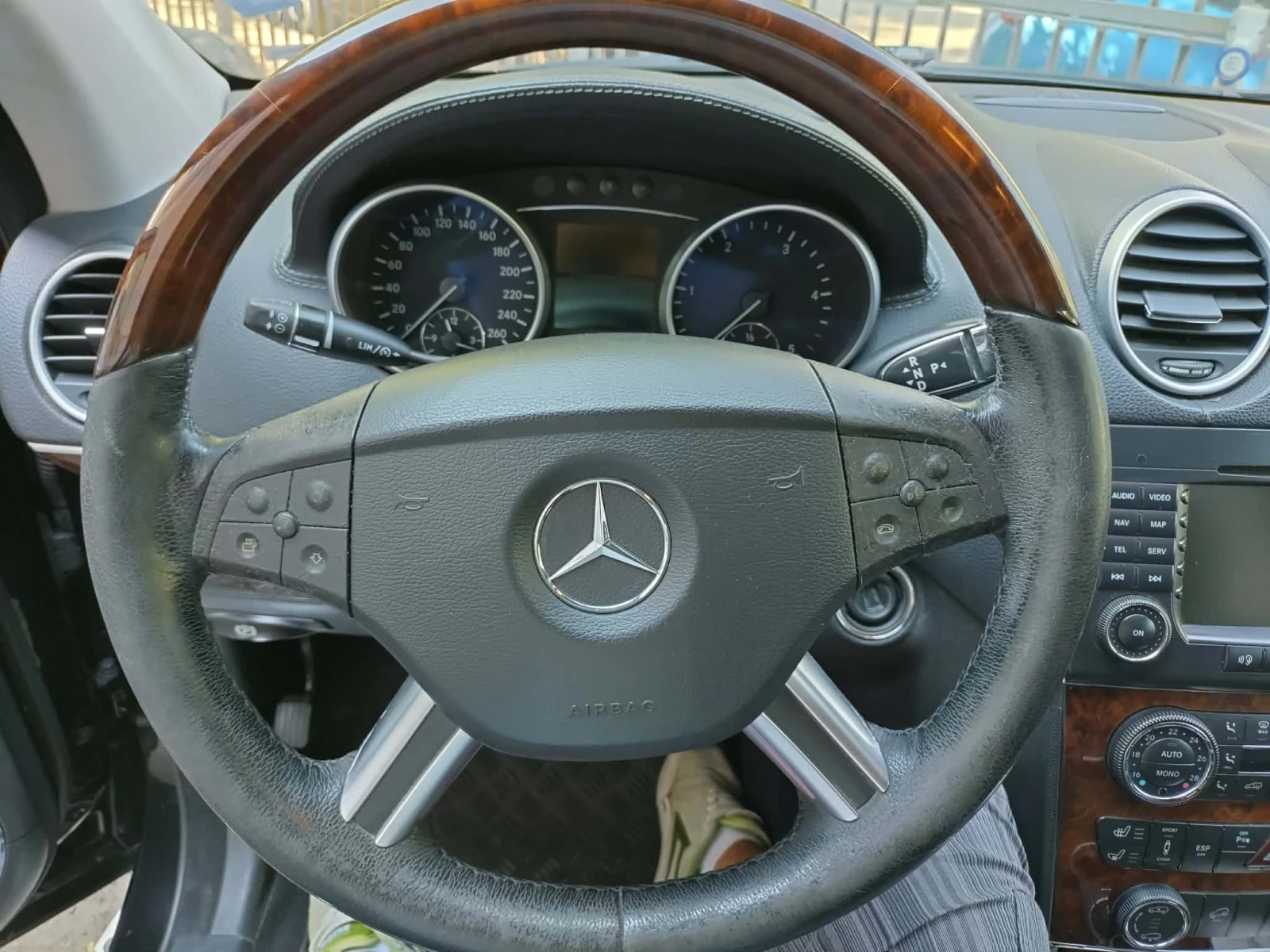 Mercedes-Benz GL 420, снимка 6 - Автомобили и джипове - 56019199