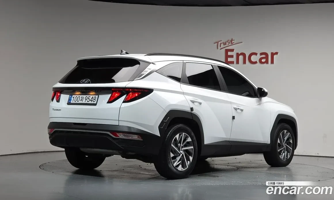 Hyundai Tucson, снимка 2 - Автомобили и джипове - 56739350