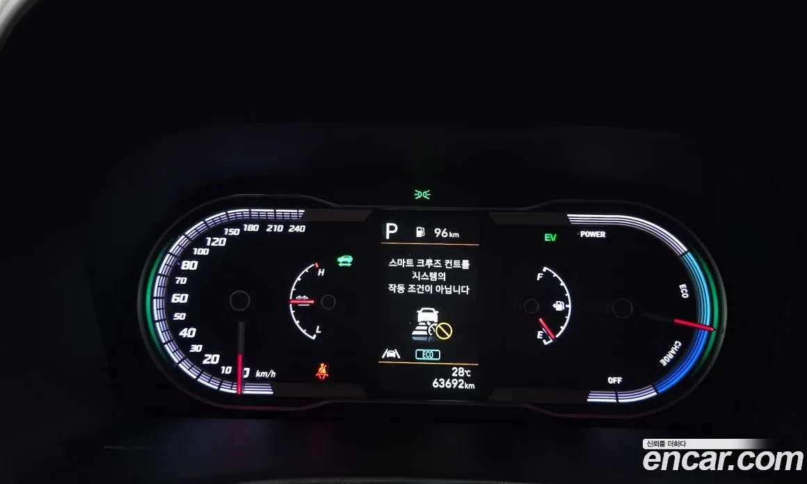 Hyundai Tucson, снимка 11 - Автомобили и джипове - 56739350