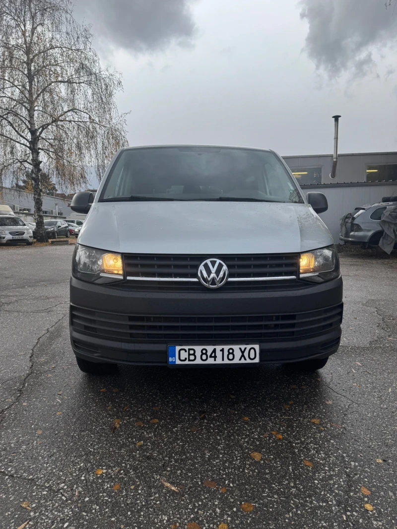 VW Caravelle 2.0 TDI DSG 1-ВИ СОБСТВЕНИК, снимка 3 - Бусове и автобуси - 52470026