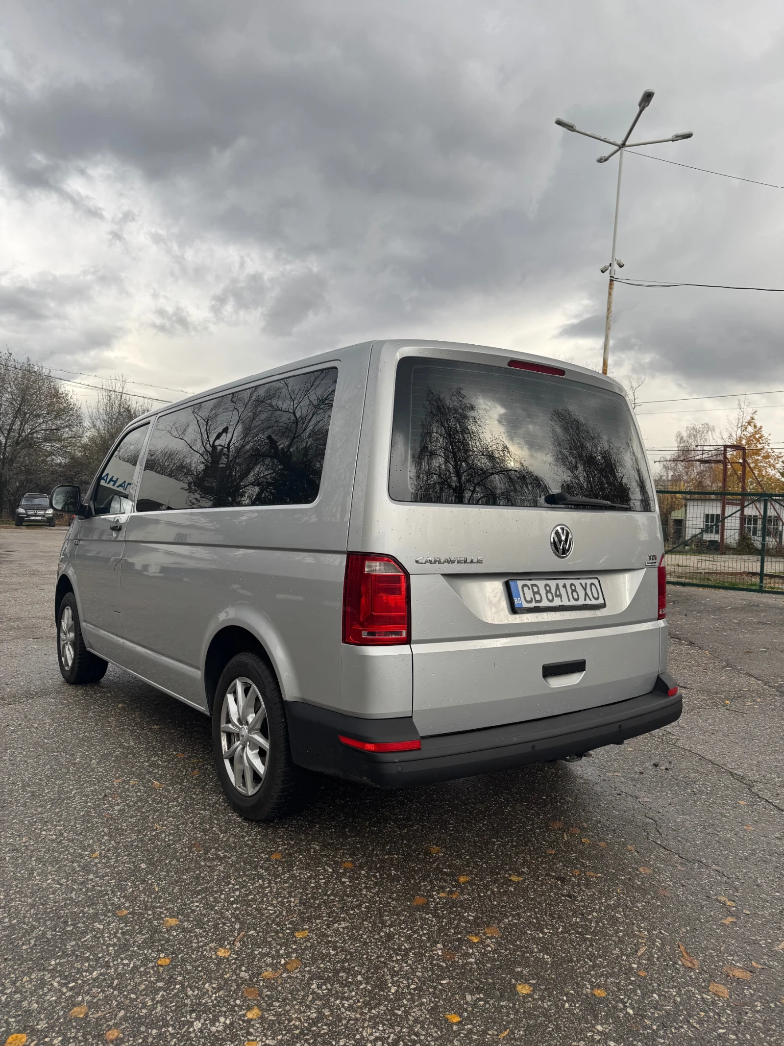 VW Caravelle 2.0 TDI DSG - изображение 5