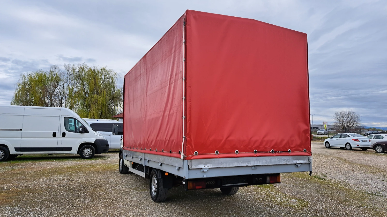 Iveco Daily, снимка 3 - Бусове и автобуси - 54033591