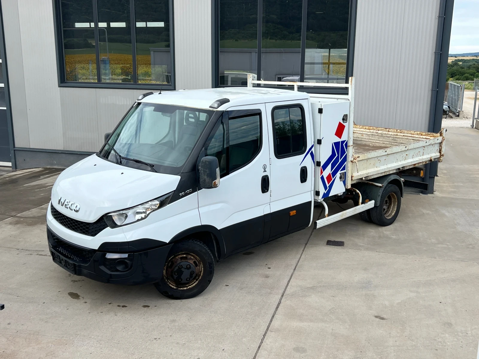 Iveco Daily, снимка 2 - Бусове и автобуси - 56572322