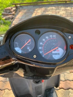 Aprilia Sr Motard 125, снимка 6