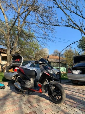 Aprilia Sr Motard 125, снимка 2