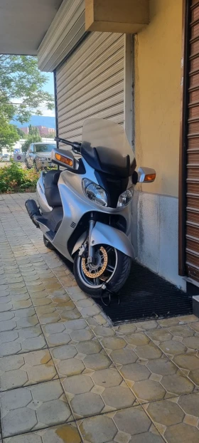 Suzuki Burgman 