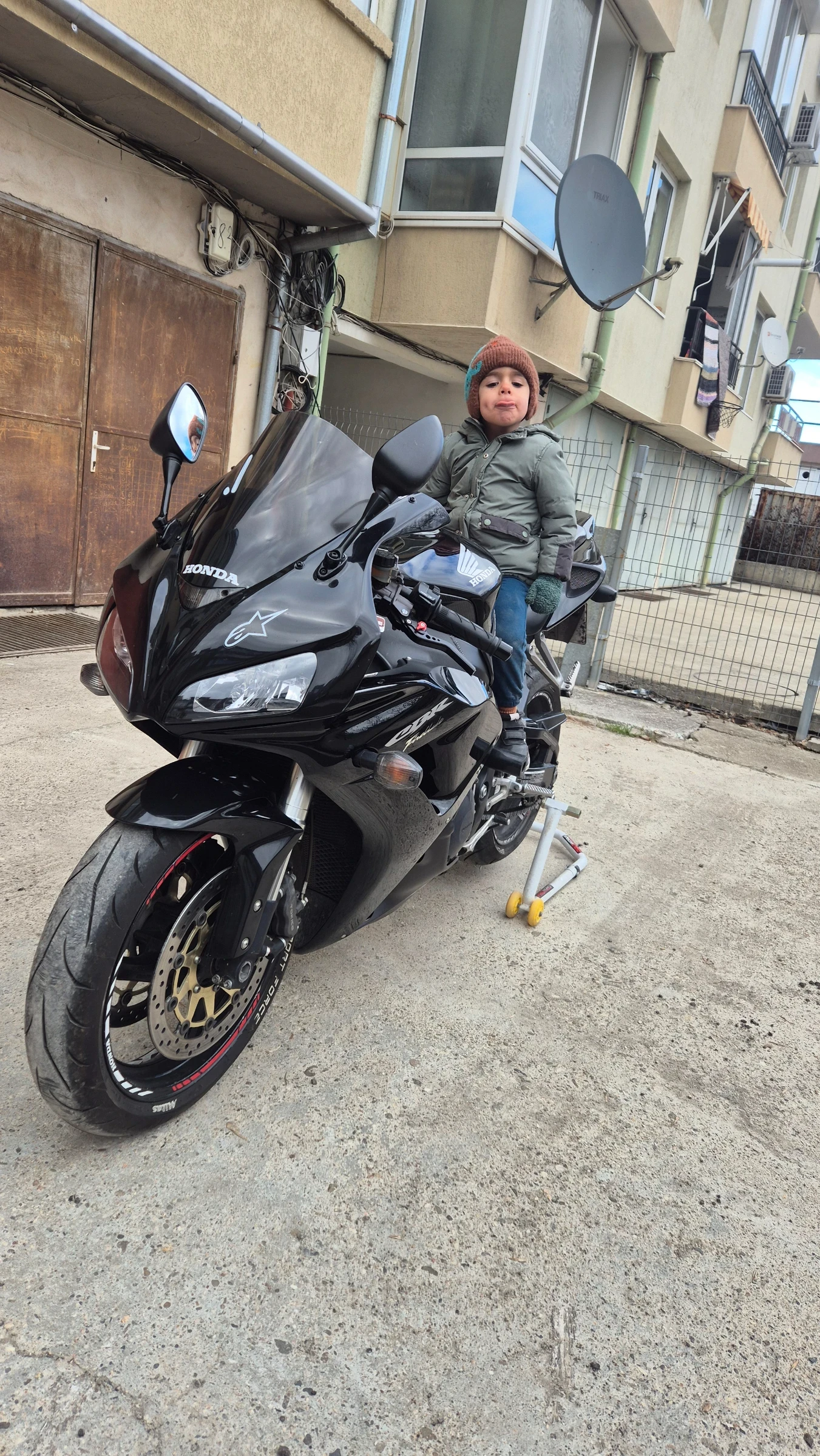 Honda Cbr 1000RR - изображение 2