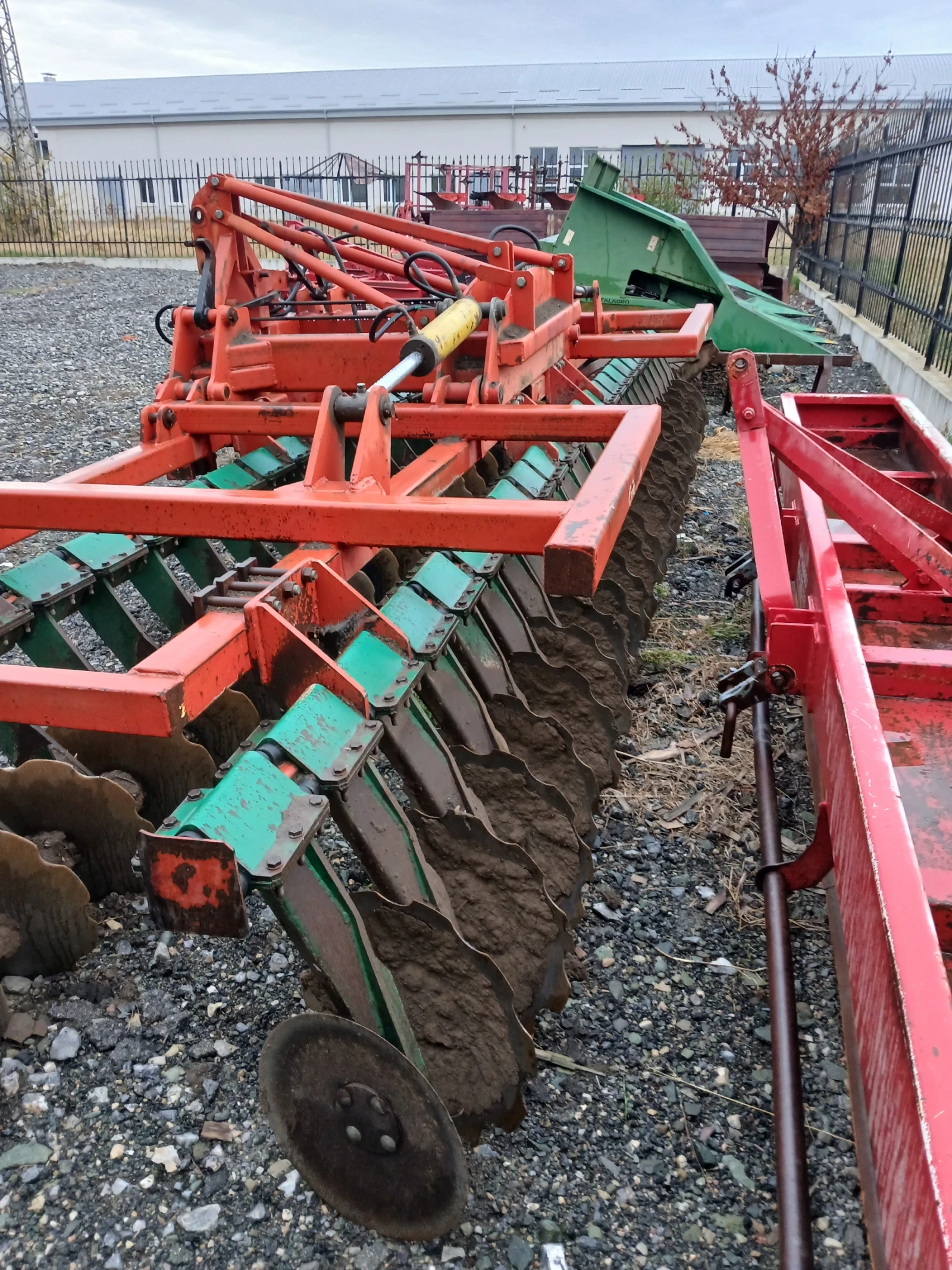 ����� ������� ����� ��� | Mobile.bg � ����������� 4
