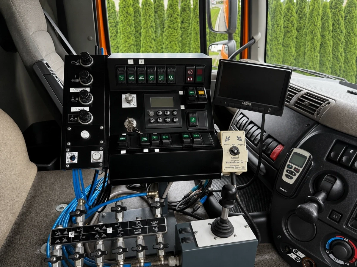 Други специализирани машини DAF Метачка Daf CF 75.310 2012, снимка 2 - Индустриална техника - 56008383