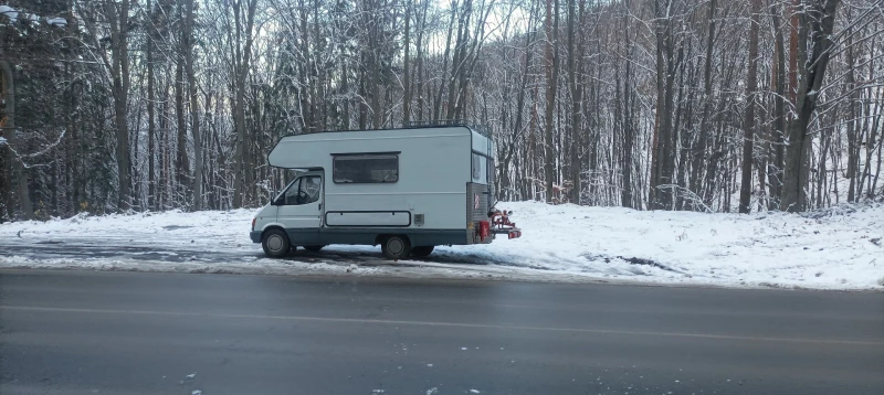 Кемпер Ford Transit, снимка 7 - Каравани и кемпери - 48883796