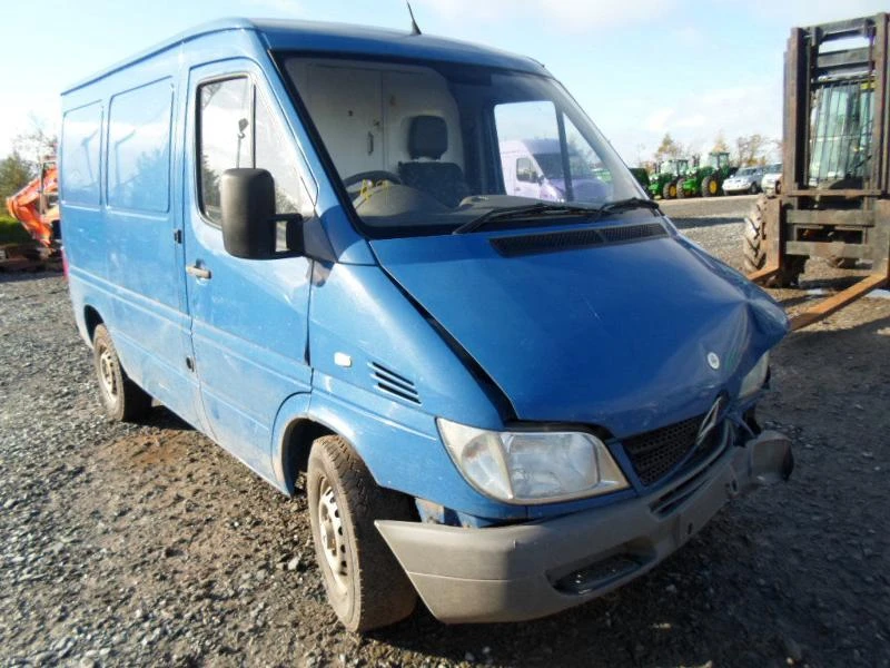 Двигател за Mercedes-Benz Sprinter 211, снимка 1 - Части - 22444254