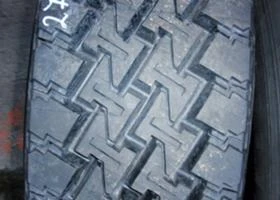 Гуми, снимка 4