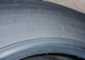 Гуми, снимка 8