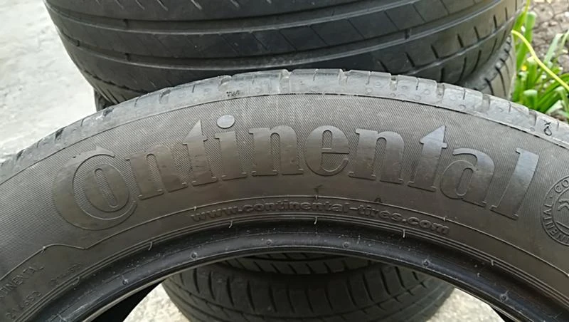 Гуми Летни 225/50R17, снимка 4 - Гуми и джанти - 25328520