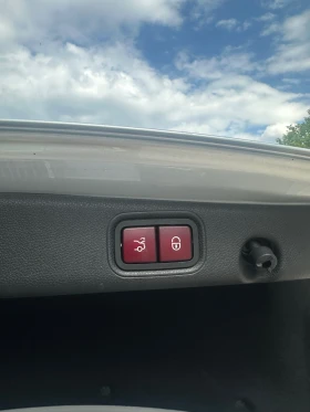Mercedes-Benz E 400 4MATIC, снимка 15