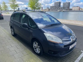 Citroen Grand C4 Picasso 1.8 Газ, снимка 1