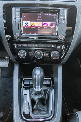 VW Jetta 2.0 TDI, снимка 11