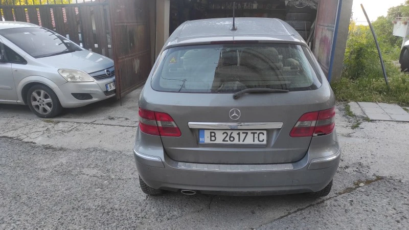 Mercedes-Benz B 180, снимка 7 - Автомобили и джипове - 47772675