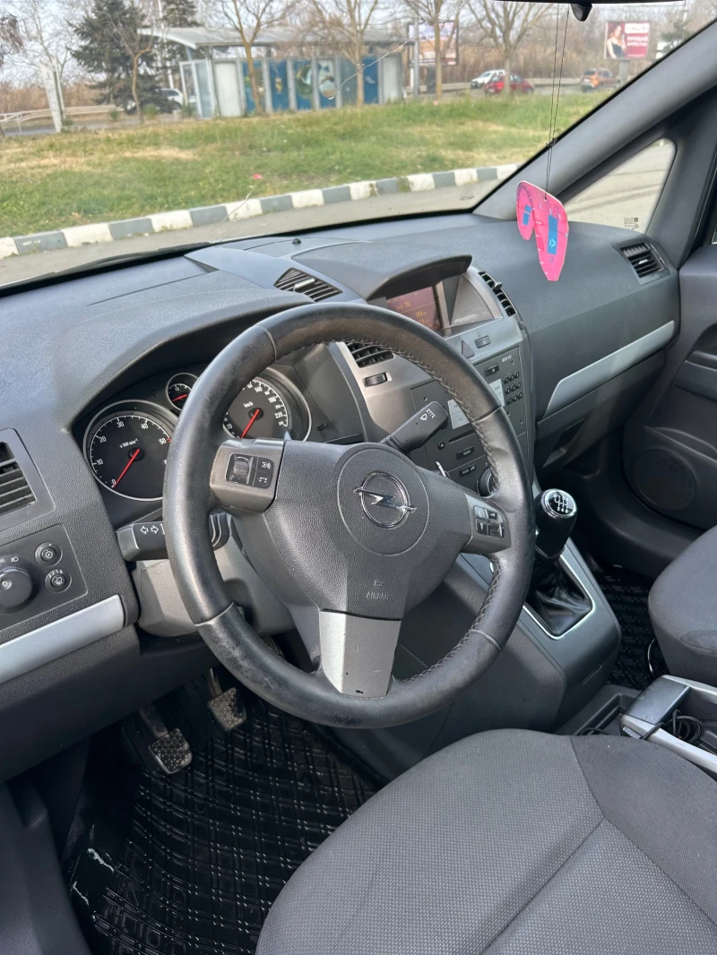 Opel Zafira, снимка 11 - Автомобили и джипове - 48141748