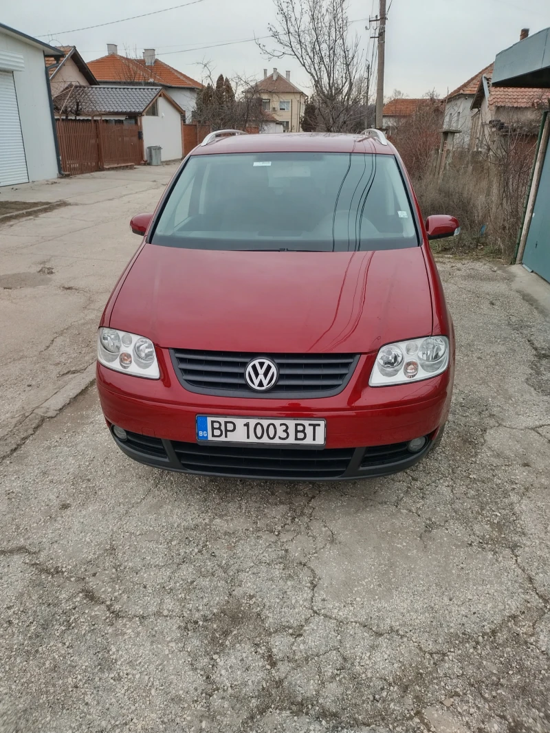 VW Touran, снимка 1 - Автомобили и джипове - 48648375