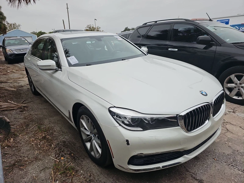 BMW 740 xDrive, снимка 3 - Автомобили и джипове - 48786120