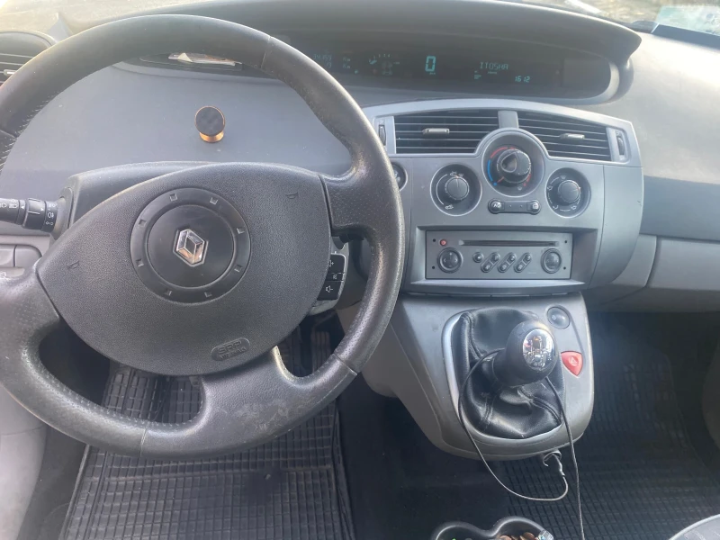 Renault Scenic 16v, снимка 5 - Автомобили и джипове - 49500224