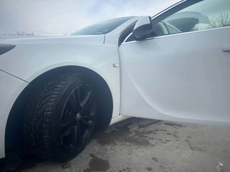 Opel Insignia, снимка 6 - Автомобили и джипове - 52444418