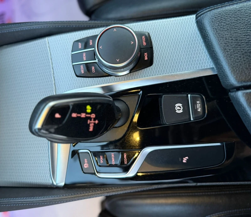 BMW 530 M-PACK BLACK EDITION ЛИЗИНГ, снимка 11 - Автомобили и джипове - 52534939