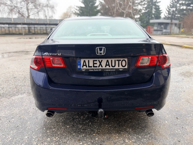 Honda Accord 2.4i-VTEC/Executive/Automat/Камера/ЛИЗИНГ, снимка 7 - Автомобили и джипове - 52661142
