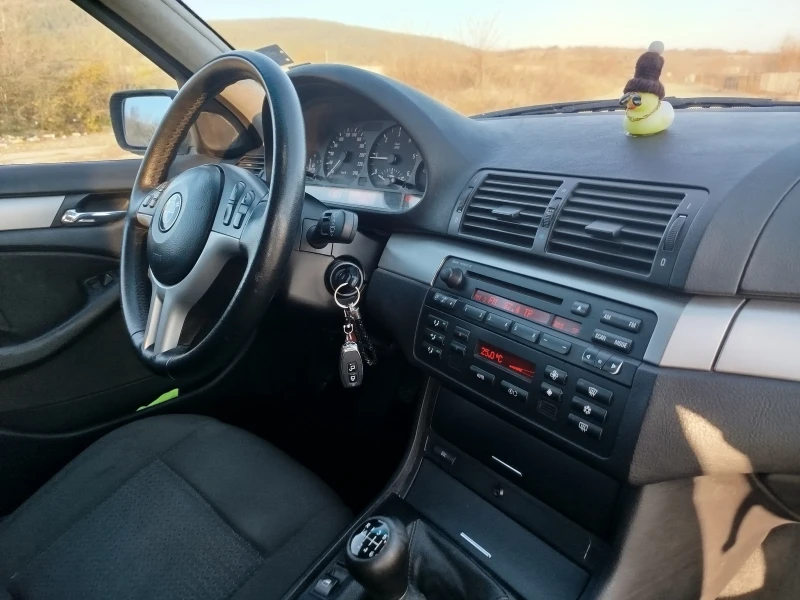 BMW 320 6 скорости, снимка 11 - Автомобили и джипове - 52742360