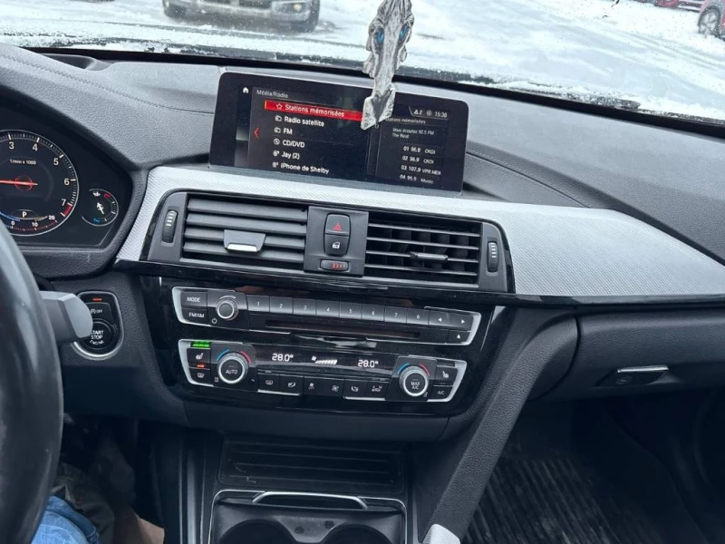 BMW 340 * 340i xDrive Sedan * CARFAX * БЕЗ ПЪРВОНАЧАЛНА ВН, снимка 9 - Автомобили и джипове - 52778258