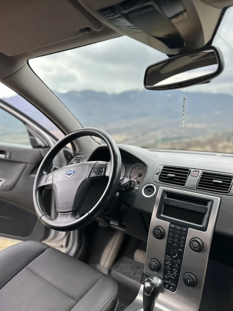 Volvo V50 2.5 T5 AWD, снимка 6 - Автомобили и джипове - 53145670