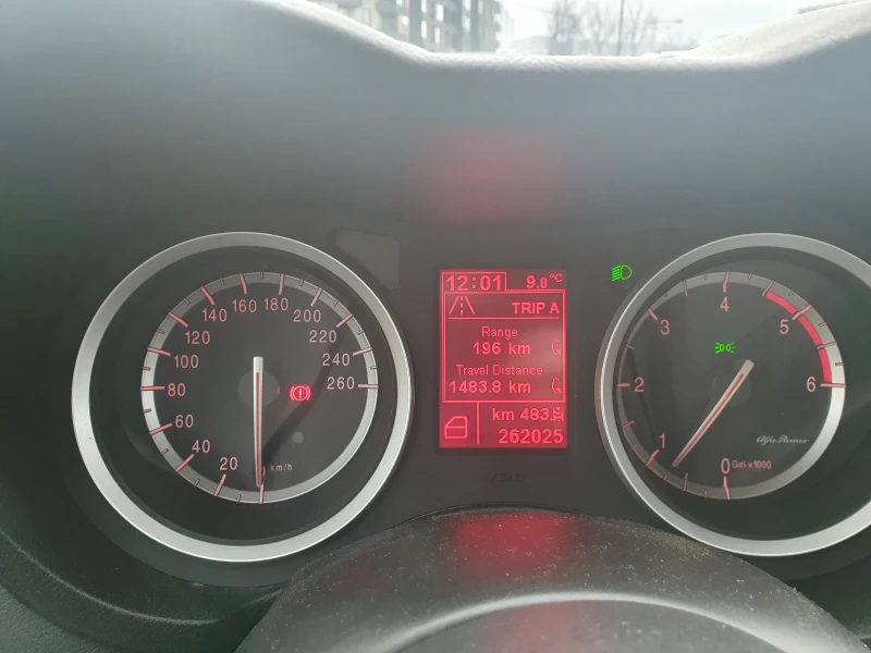 Alfa Romeo 159, снимка 10 - Автомобили и джипове - 53393369