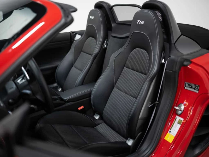 Porsche Boxster  T | PREMIUM PKG | 360 | ПОДГРЕВ | ОБДУХВАНЕ, снимка 11 - Автомобили и джипове - 53536781